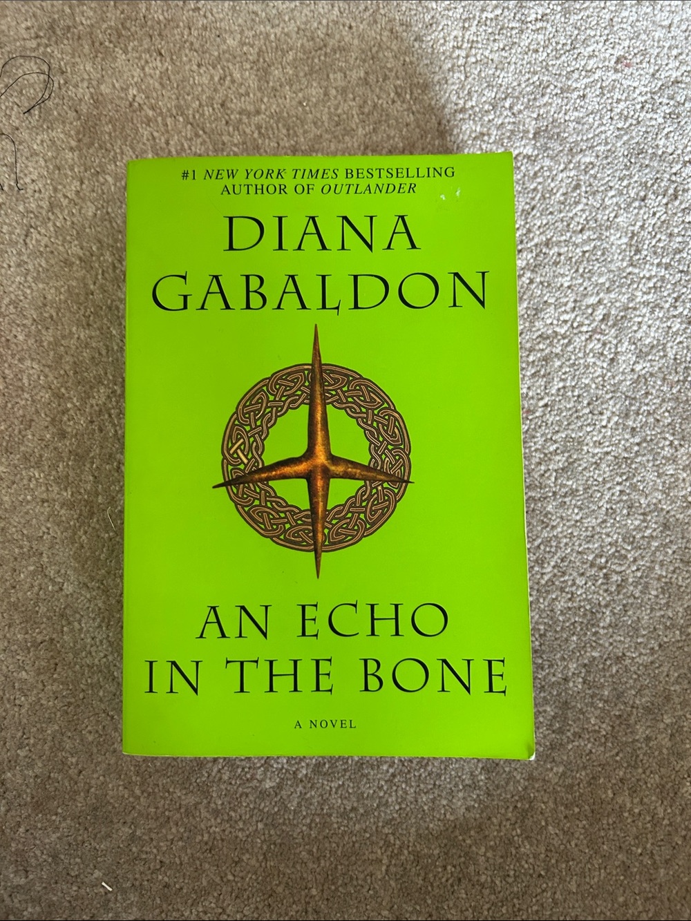 4/25$ 📚An Echo in the Bone - Diana Gabaldon